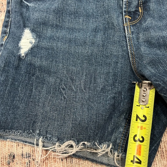 Old navy denim short size 2 - Picture 4 of 5